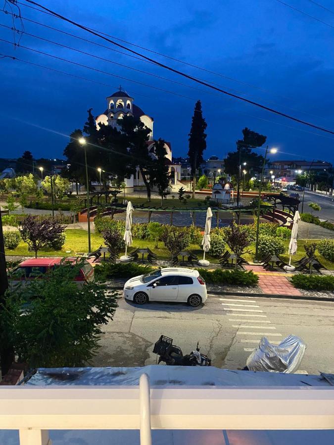 Sun & Sea Apartment Nea Iraklia Ngoại thất bức ảnh