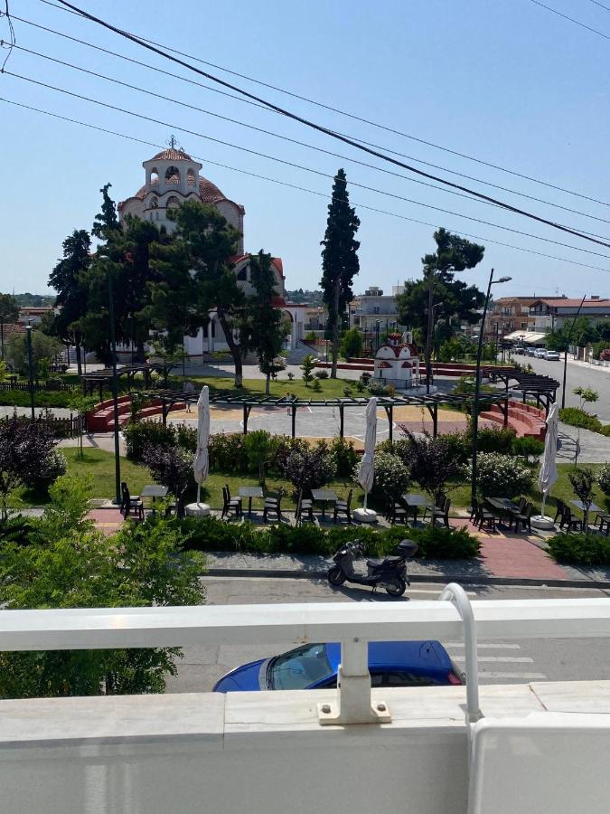 Sun & Sea Apartment Nea Iraklia Ngoại thất bức ảnh