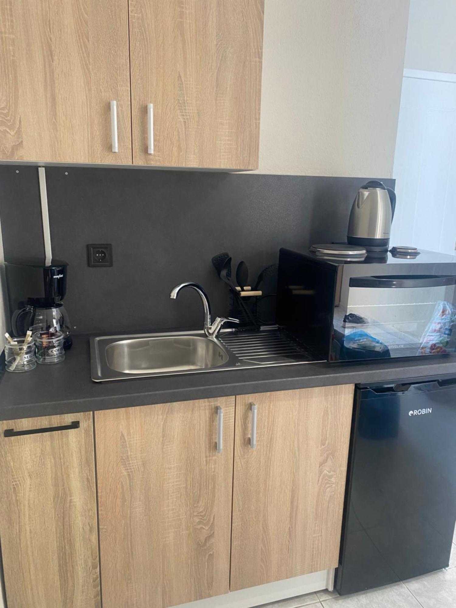 Sun & Sea Apartment Nea Iraklia Ngoại thất bức ảnh
