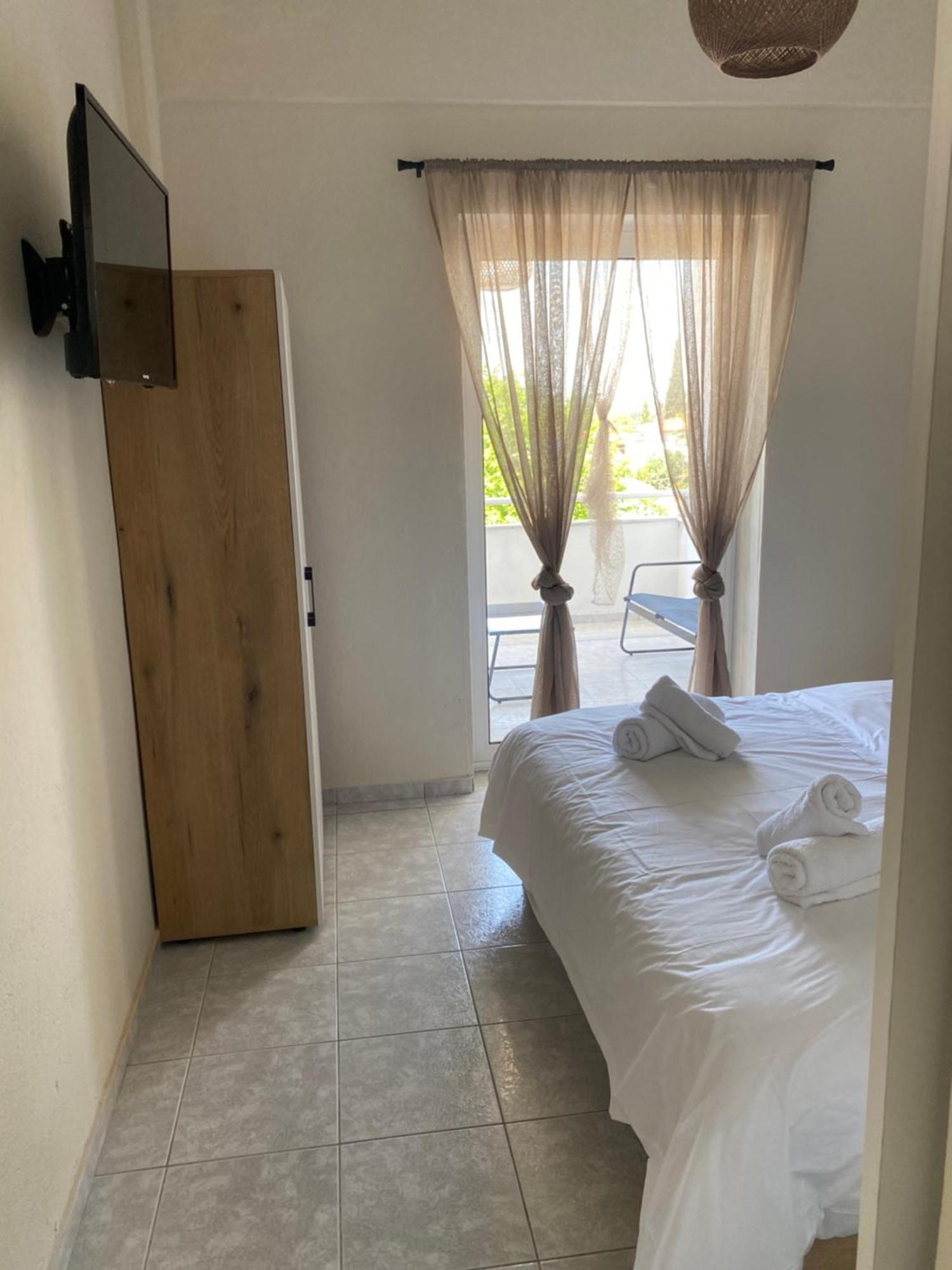 Sun & Sea Apartment Nea Iraklia Ngoại thất bức ảnh