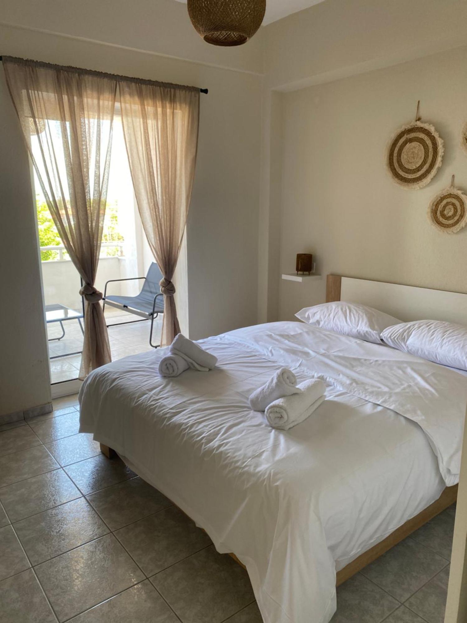 Sun & Sea Apartment Nea Iraklia Ngoại thất bức ảnh